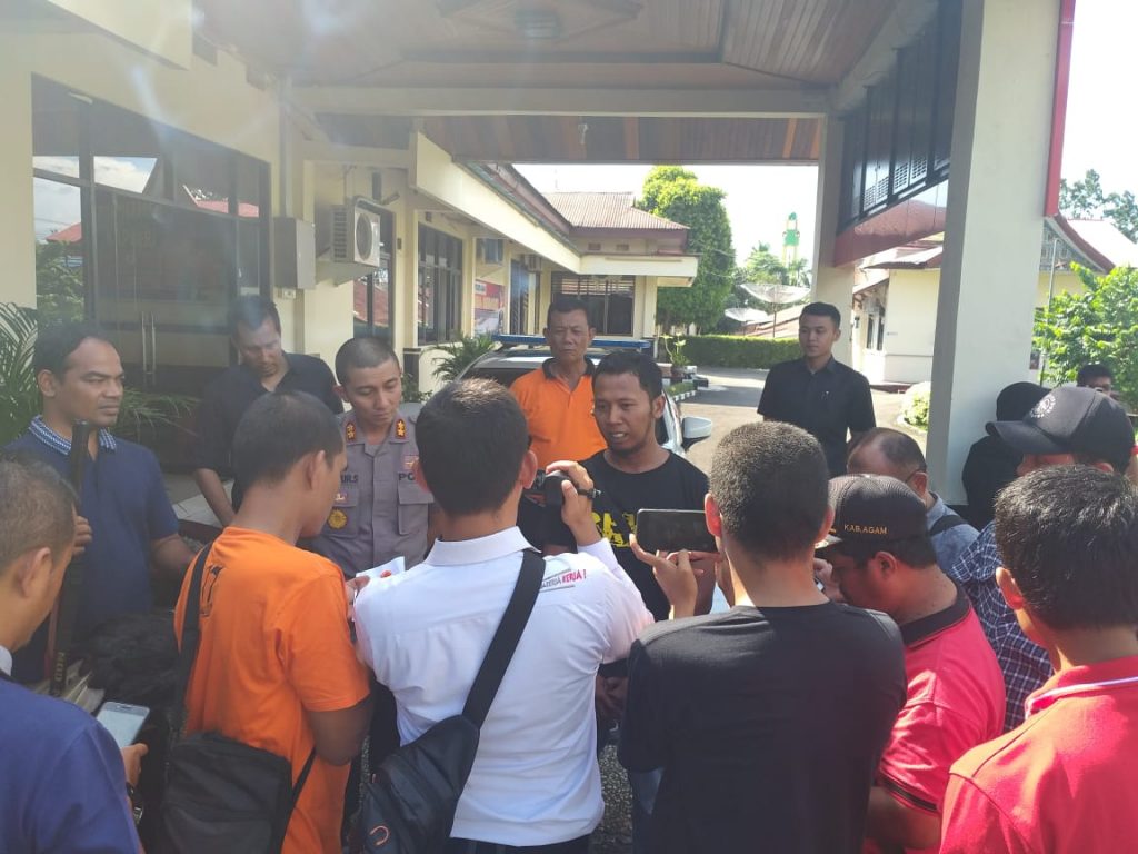 Polres Agam Dan BKSDA Amankan Pelaku Kepemilikan Satwa Dilindungi Dalam Cagar Alam Maninjau